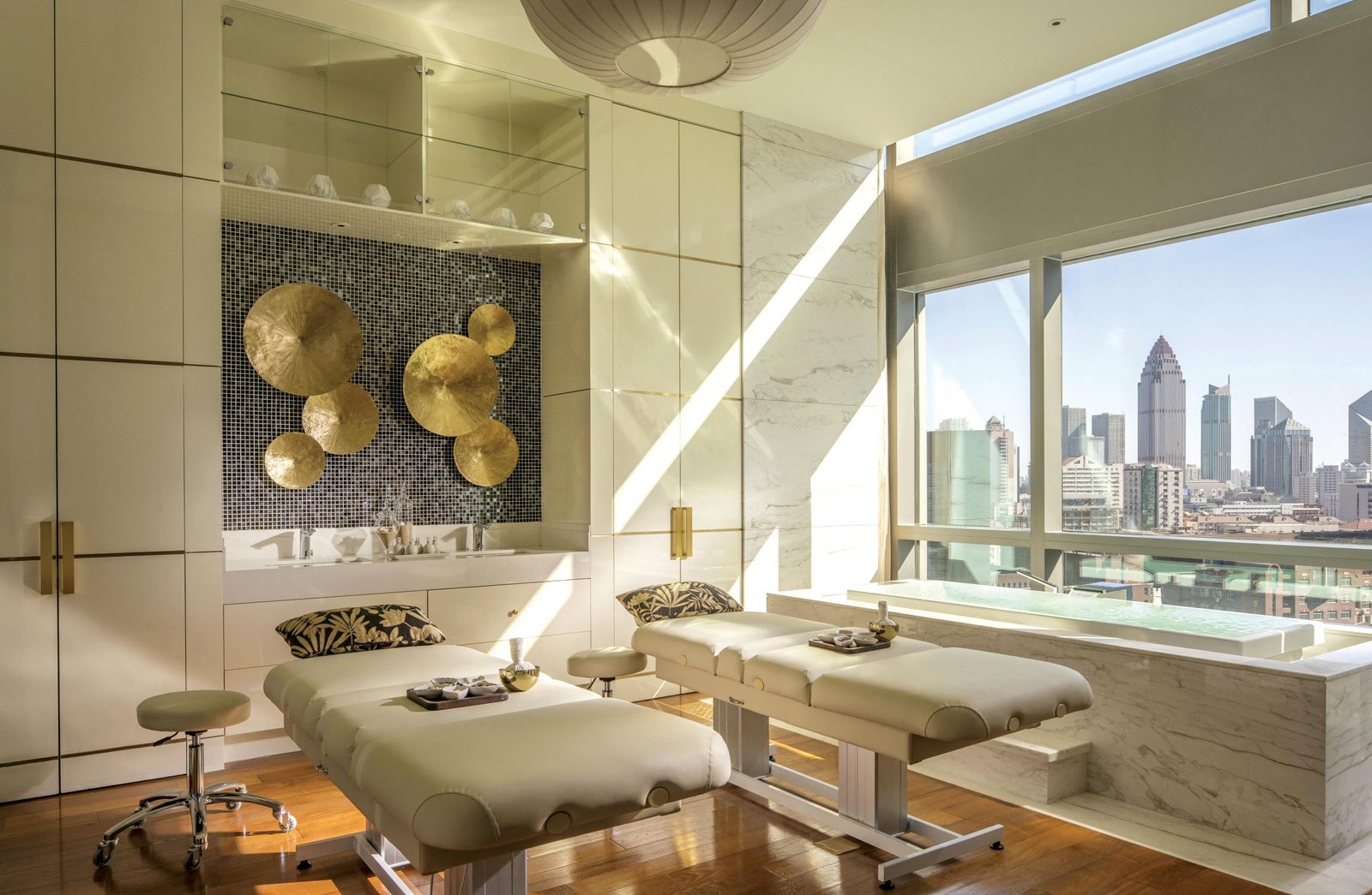 Hotel Massage Equipment